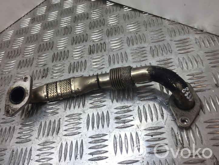 Volkswagen PASSAT B6 EGR-linjan letku 036131521F