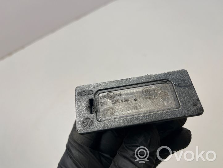 Skoda Fabia Mk1 (6Y) Lampa oświetlenia tylnej tablicy rejestracyjnej 6L0943021