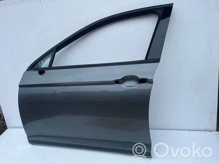 Volkswagen PASSAT B8 Priekinės durys 3G0831311F