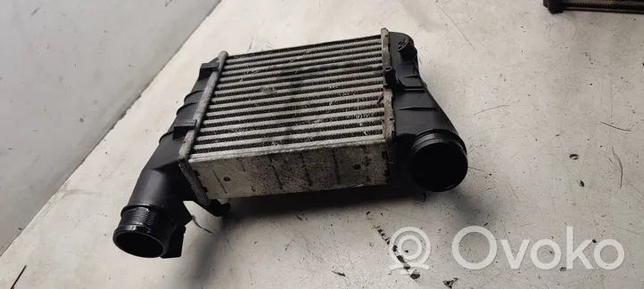 Audi A4 S4 B7 8E 8H Chłodnica powietrza doładowującego / Intercooler 8e0145805Aa