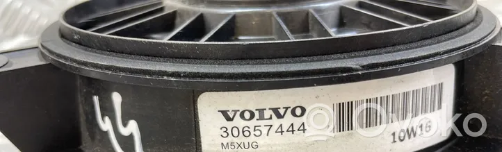 Volvo V70 Enceinte de porte arrière 30657444