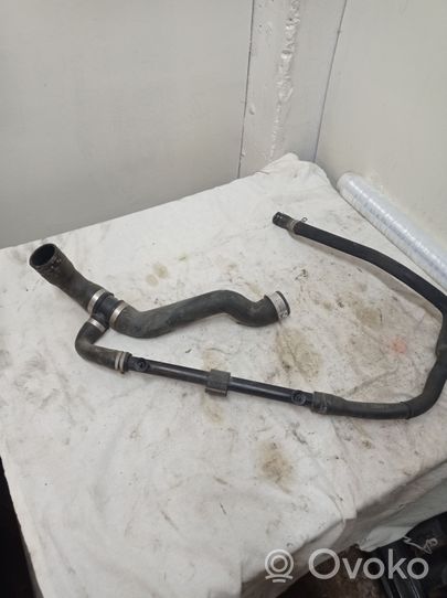 Mercedes-Benz GL X164 Durite de refroidissement tube 68233884AA