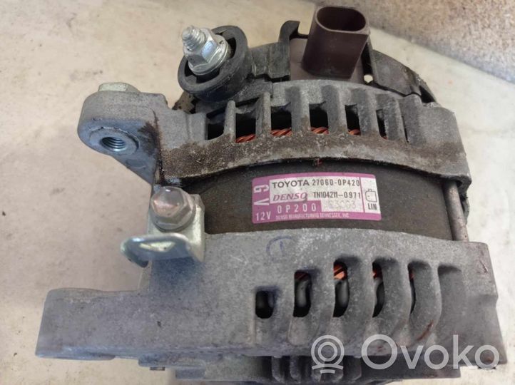 Toyota Sienna XL30 III Generatore/alternatore 270600P420