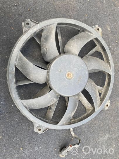 Citroen C4 II Picasso Kale ventilateur de radiateur refroidissement moteur 