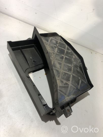 Audi A4 S4 B7 8E 8H Cornice micro filtro dell’aria abitacolo (parte) 8E1819642A