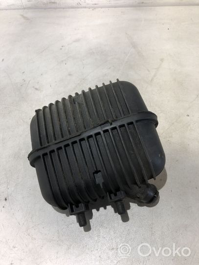 Audi A4 S4 B7 8E 8H Risuonatore di aspirazione 8E0129955