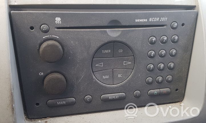 Opel Vivaro Radio / CD-Player / DVD-Player / Navigation SIEMENSNCDR2011