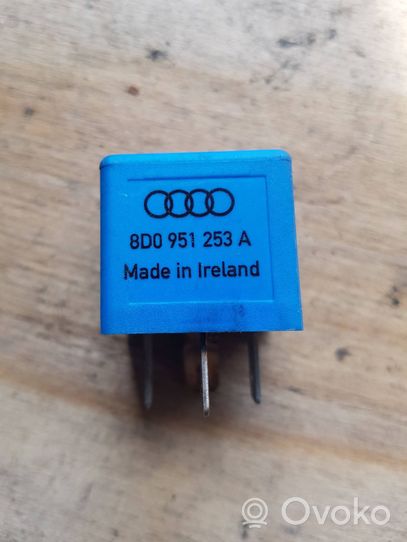 Audi A6 S6 C5 4B Other relay 899313000