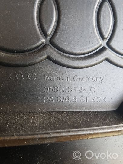 Audi A4 S4 B5 8D Copri motore (rivestimento) 058103724C