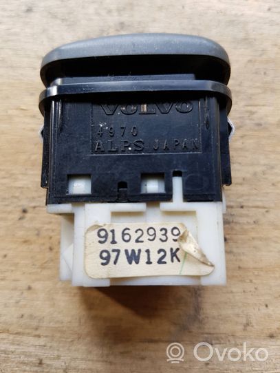 Volvo S70  V70  V70 XC Seat heating switch 9162939