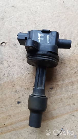 Volvo S40, V40 Bobine d'allumage haute tension MB0297008180