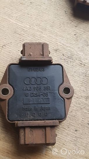 Audi A4 S4 B5 8D Sytytyksen vahvistimen ohjainlaite 4A0905351