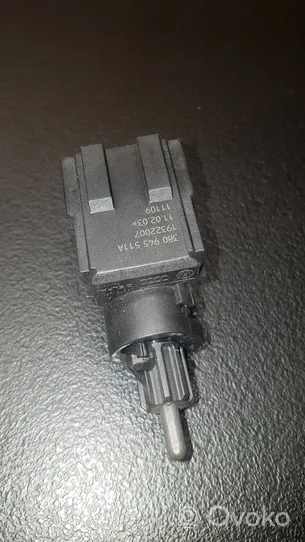 Volkswagen PASSAT B7 Brake pedal sensor switch 3B0945511A