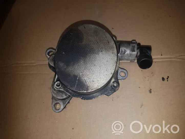 Nissan X-Trail T32 Vacuum pump 146503760R