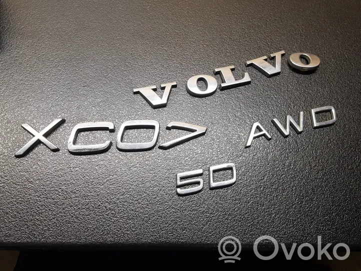 Volvo XC70 Modeļa burti 