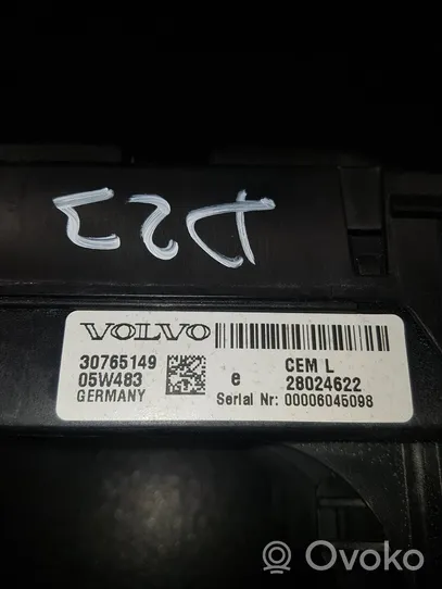 Volvo XC70 Sulakemoduuli 30765149