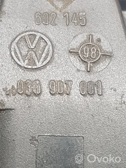Volkswagen Golf V Kloķvārpstas stāvokļa sensors 036907601