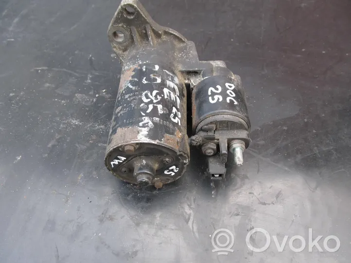 Volkswagen New Beetle Motor de arranque 090911023F