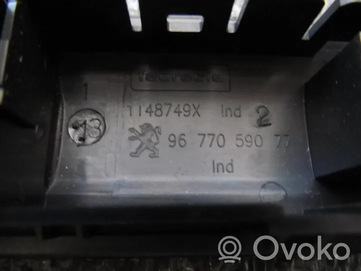 Peugeot 208 Interruptor ESP (programa de estabilidad) 9677059077