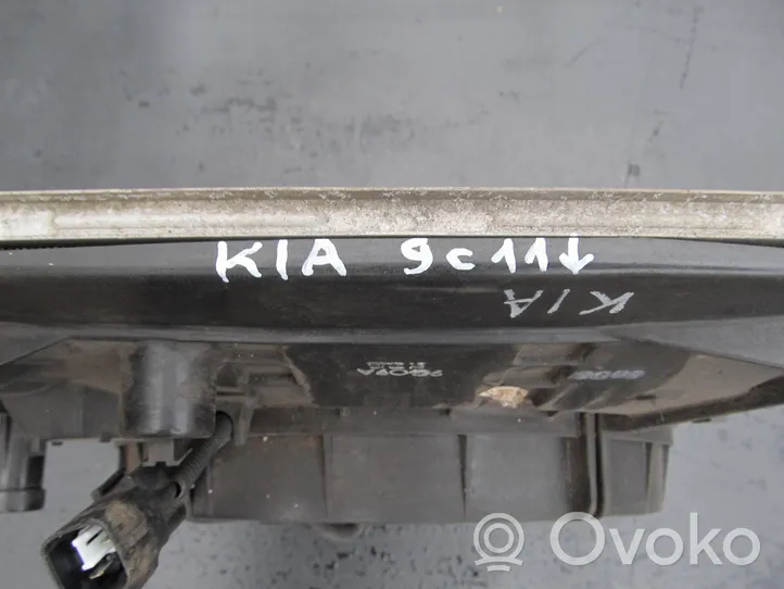 KIA Rio Jäähdyttimen jäähdytinpuhaltimen suojus 253801G