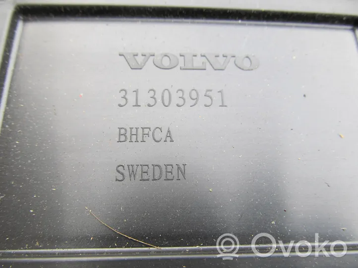 Volvo V40 Cross country Kita variklio skyriaus detalė 31303951
