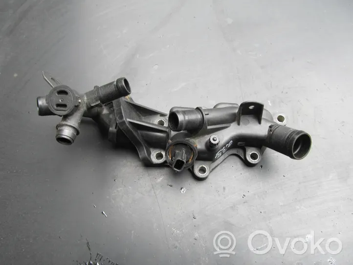 Renault Clio IV Alloggiamento termostato 110606217R