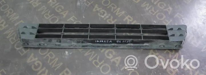 Subaru Impreza IV Etupuskurin alempi jäähdytinsäleikkö 57731FJ370