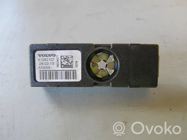 Volvo V40 Cross country Amplificateur d'antenne 31282107
