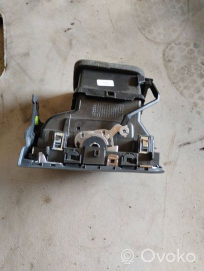 Renault Megane IV Griglia di ventilazione centrale cruscotto 68760