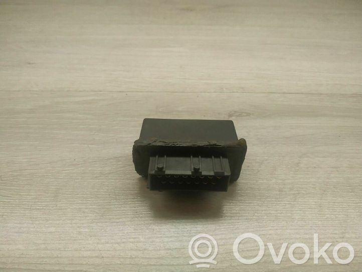 240107 Peugeot 307 Fuel pump relay, 11.24 € RRR
