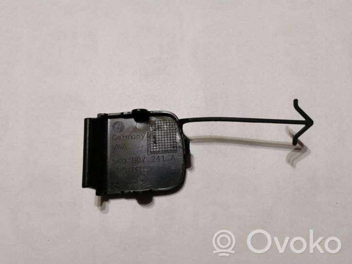 Volkswagen Golf VI Tappo/coprigancio di traino anteriore 5K0807241A