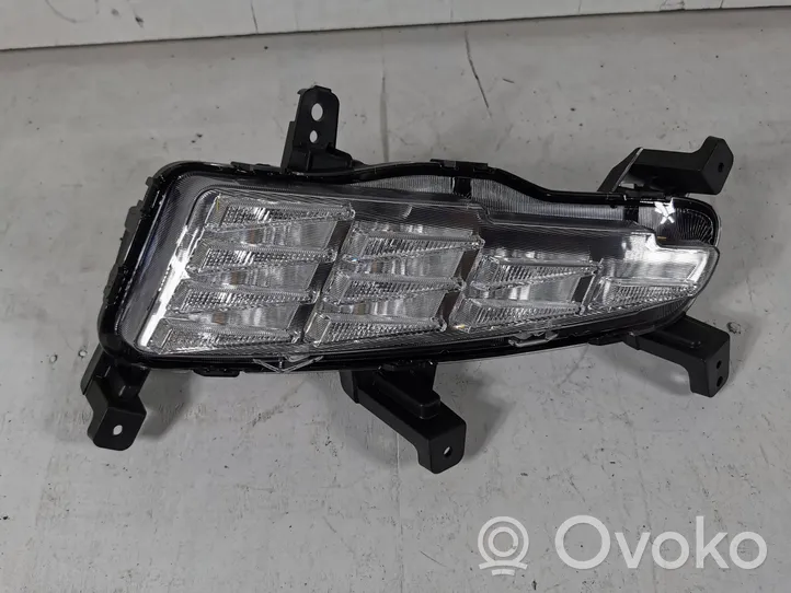 Hyundai i30 Faro diurno con luce led 92207G4600