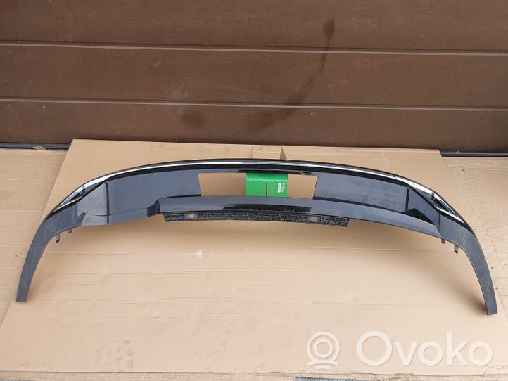 Volkswagen Touran III Moulure inférieure de pare-chocs arrière 5TA807568C