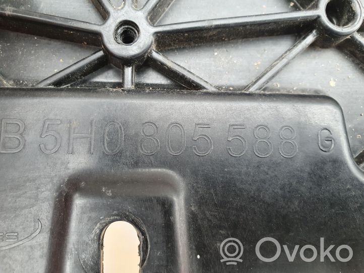 Volkswagen Golf VIII Jäähdyttimen kehyksen suojapaneeli 5H0805588G