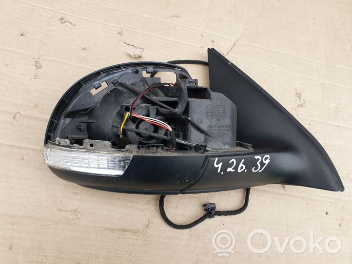 Volkswagen Tiguan Parte dello specchietto retrovisore della portiera anteriore 5N1857502AG