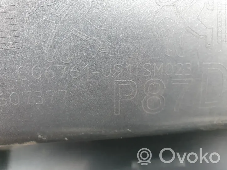 Peugeot 5008 II Coin de pare-chocs arrière 9814607377