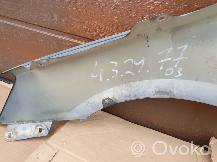 Skoda Octavia Mk3 (5E) Błotnik przedni 5E0821600