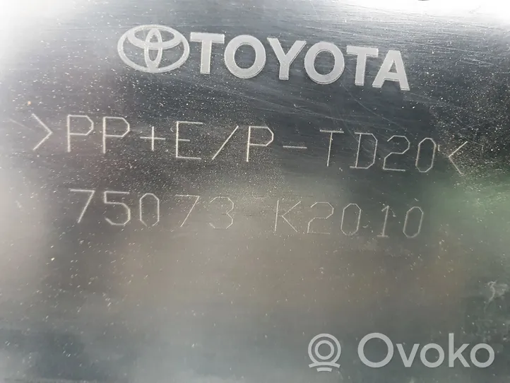 Toyota Yaris Cross Moulure de porte avant 75073K2010