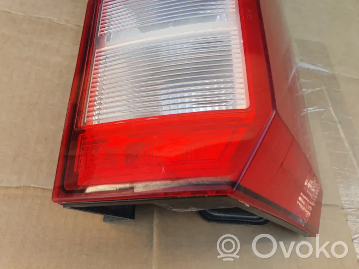 Volkswagen Crafter Lampa tylna 7C0945096D