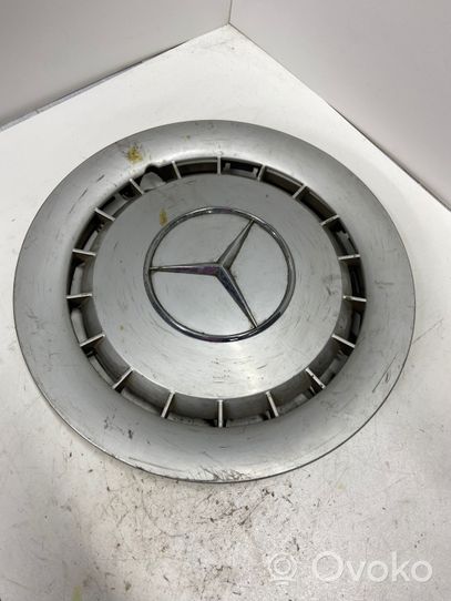 Mercedes-Benz 280 560 W126 R14-pölykapseli 1264010824