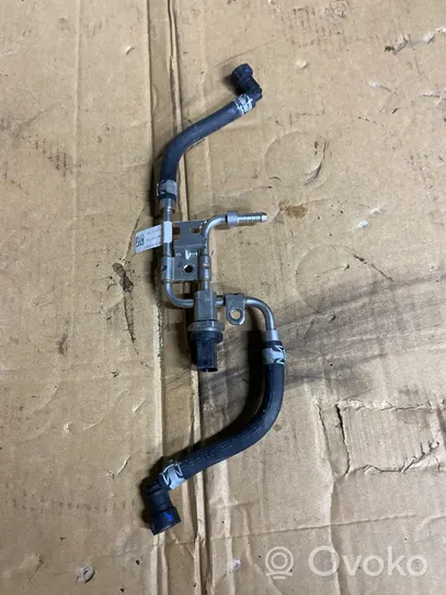 Porsche Macan Fuel line pipe 94611023504