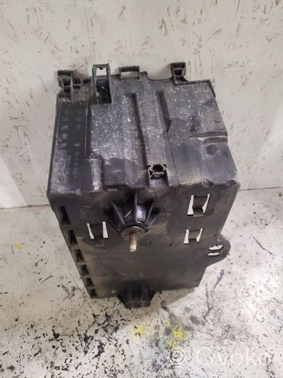 Citroen C4 Grand Picasso Battery box tray 9663615380