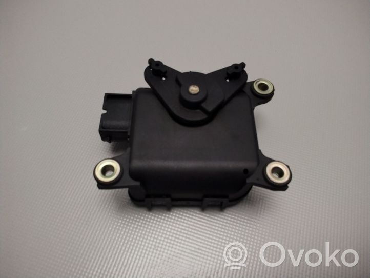 Audi A4 S4 B5 8D Tuloilmaventtiilin käyttömoottori 0132801149