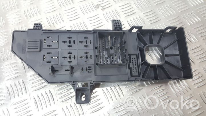 Opel Vectra C Module de fusibles 460023260