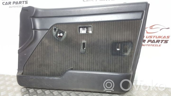 Audi 100 200 5000 C3 Rivestimento del pannello della portiera anteriore 447867106