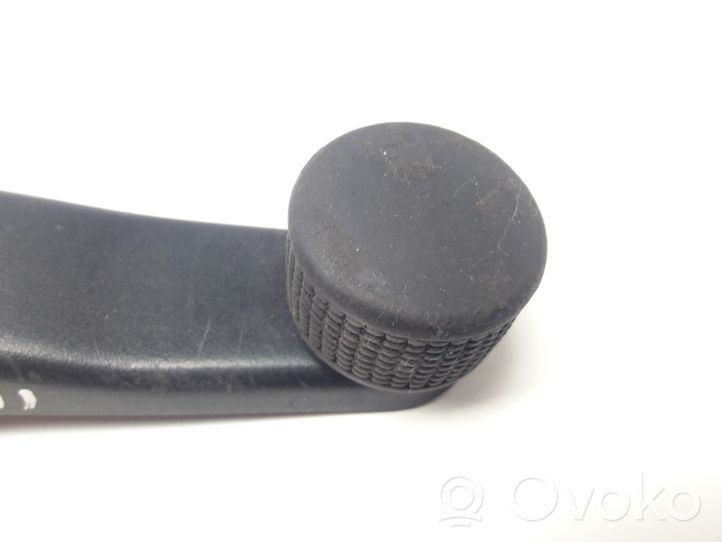 Volkswagen Vento Front door window winding handle 1H0837581