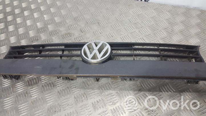 Volkswagen Golf III Maskownica / Grill / Atrapa górna chłodnicy 1H6853653