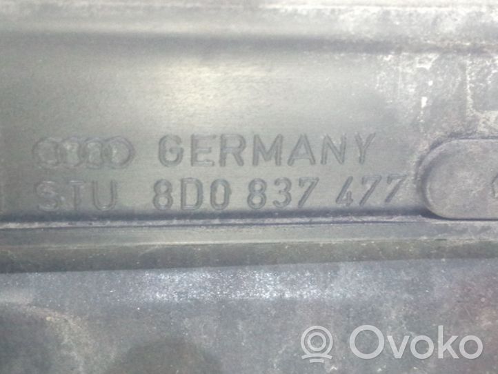 Audi A4 S4 B5 8D Priekinės durys 8D0837477