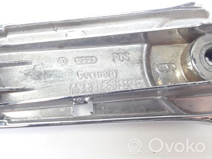 Audi 80 90 S2 B4 Galinio lango atidarymo rankenėlė 443837581D