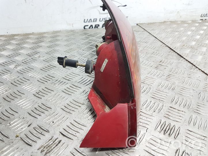 Ford Focus Lampa tylna XS4X13405